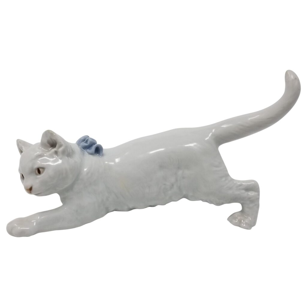 Meissen Model of a Crouching Kitten, German, Modeled by Otto Jarl, 1903